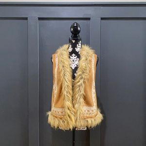 Buckle 70s inspired hippie vest!